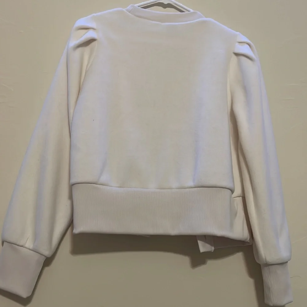 Button-up Sweater - Picture 4 of 4